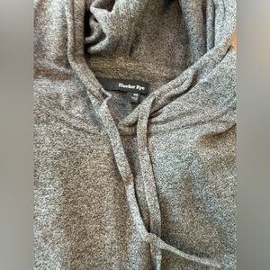 Like new - hawker rye xxl Gray hoodie Sweater with Soft Texture